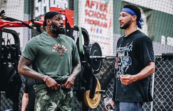 核心地位 核心地位