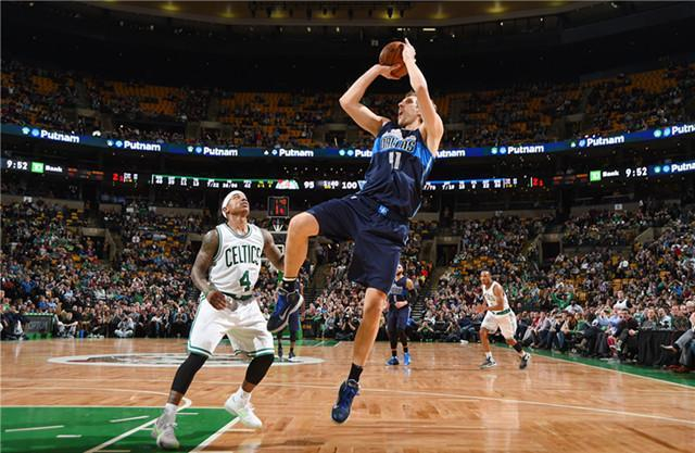 挡对方进攻 挡对方进攻