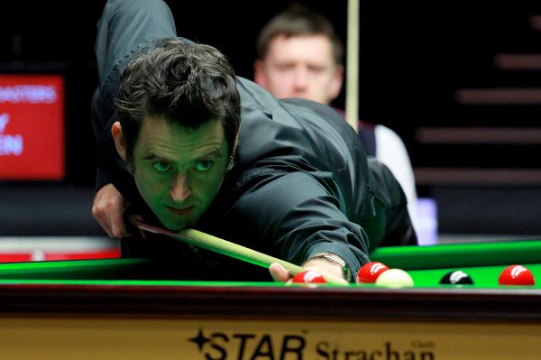 倒三角传球 倒三角传球