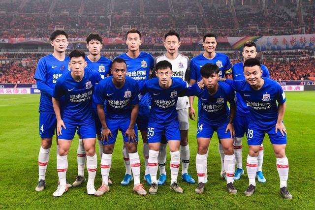 面对逐渐缩 面对逐渐缩